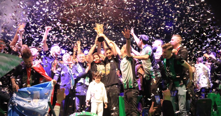 Kocaelispor şampiyonluğu coşkuyla kutladı