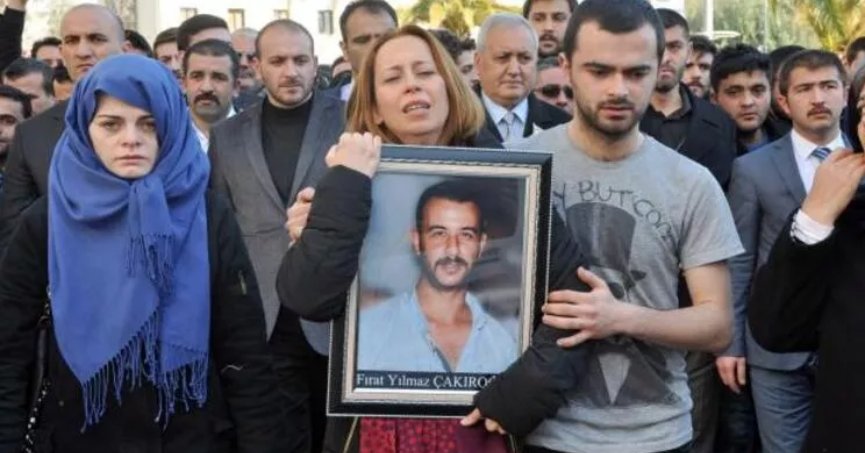 Fırat Yılmaz Çakıroğlu'nun annesinden İYİ Parti'ye zehir zemberek sözler