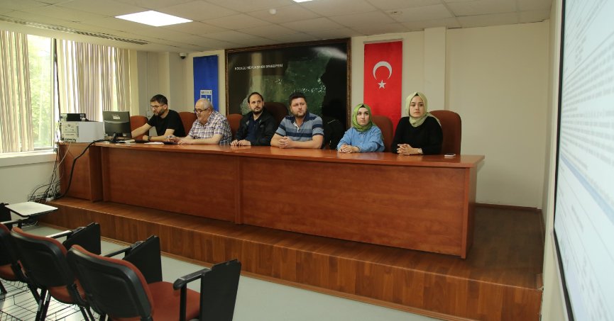 Büyükşehir’den Başiskele Yeşilyurt Mahallesine meydan ve park