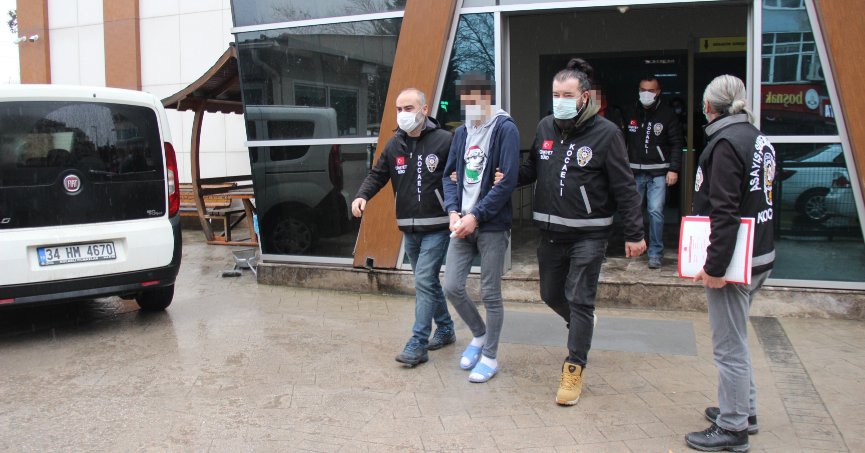 Bahçeye giren tavuk yüzünden cinayet işlenmişti: