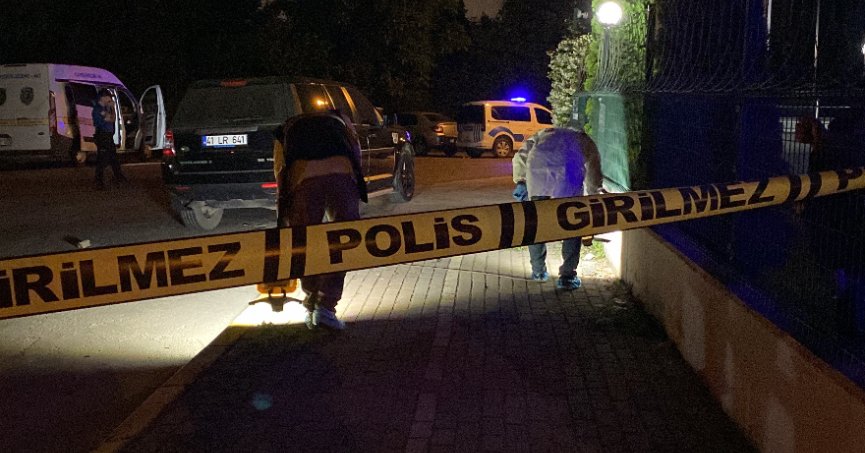 Ayrılmak isteyen sevgilisini cadde ortasında tabancayla vurdu