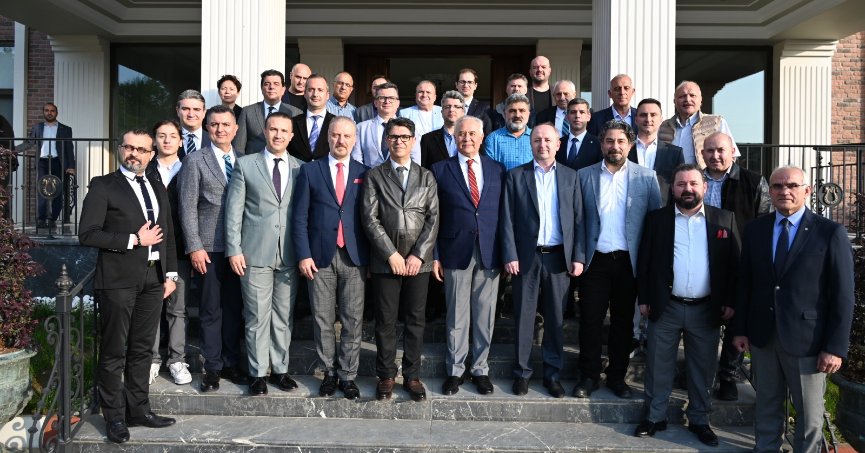 Doğusel: “Türkiye’ye uğrayan gemilerin 17,5’i Kocaeli ilimize aittir”