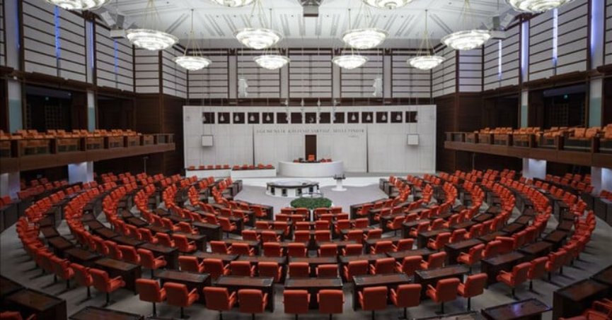 Meclis'te 28. Dönem yemin töreni başladı