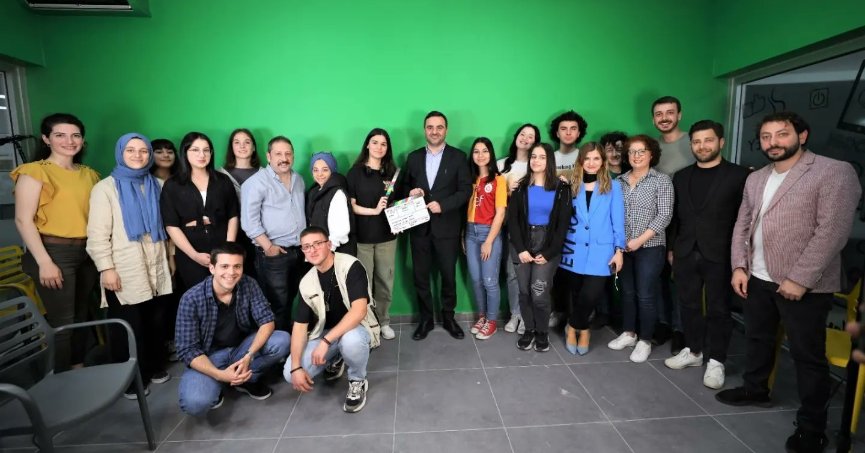 Başkan Özlü, geleceğin sinemacılarıyla bir araya geldi