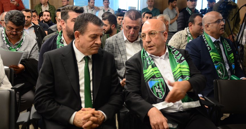 Gergin geçen mali genel kurulda Kocaelispor yönetimi ibra edildi