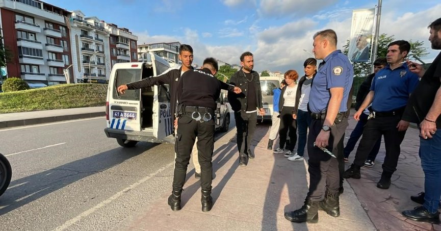 Laf atma meselesinde kan aktı: 1 yaralı