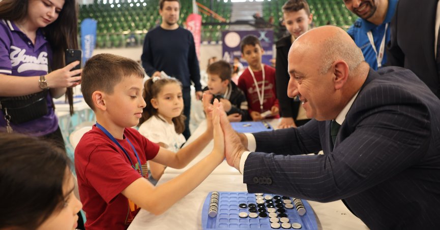 Darıca'da 4. Akıl ve Zeka Oyunları Turnuvası başladı