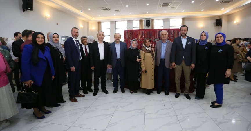 Derince'de El Emeği, Göz Nuru Eserler Sergilendi