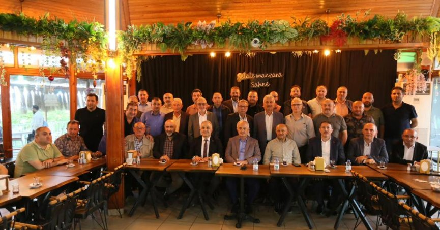 Fikri Işık'tan Rizeliler Derneği'ne ziyaret