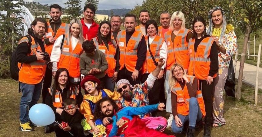 Depremzede çocuklar bu etkinlikle mutlu oldu