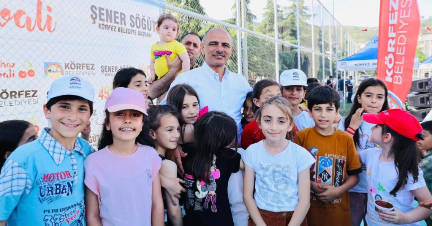 Çocuklar Bahar Şenliği ile doyasıya eğlendi