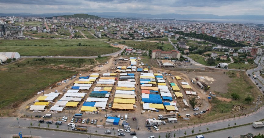 Çayırova Kurban Pazarına hayvanlar gelmeye başladı