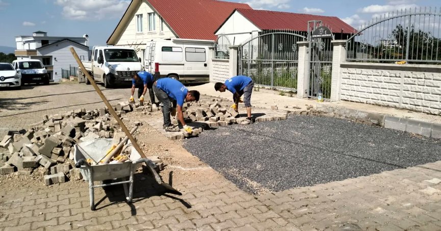 Bozuk Yol ve Kaldırımlara Bakım ve Onarım