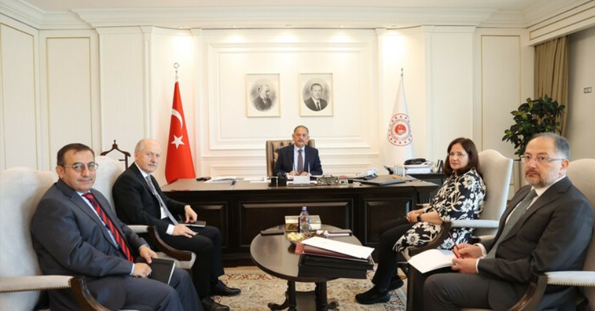 Bakan Mehmet Özhaseki'den 'kentsel dönüşüm' mesajı