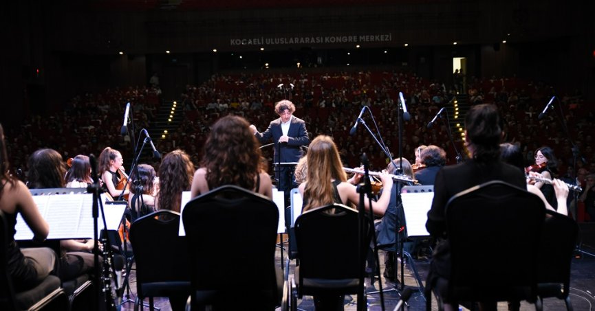 KSO Oda Orkestrası’ndan muhteşem konser