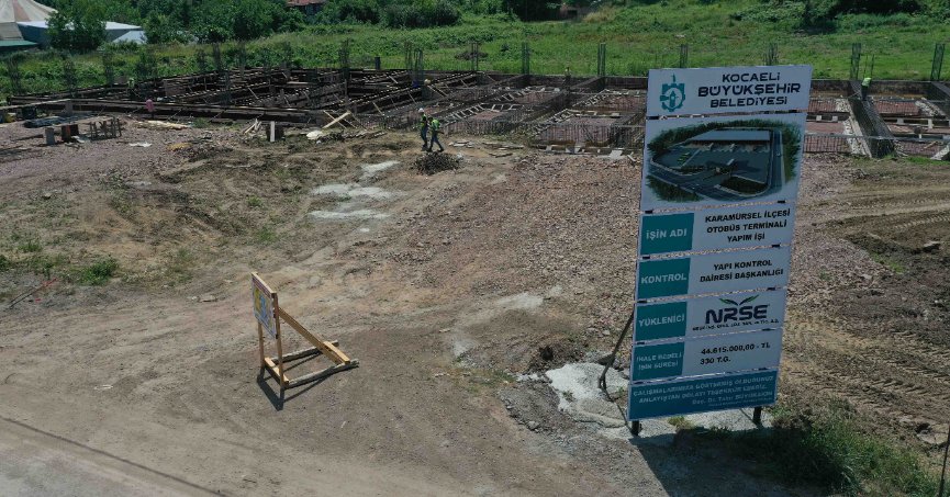 Bir otobüs terminali de Karamürsel’e