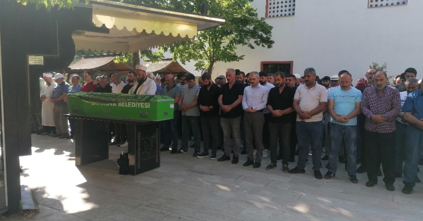 Babanın cezaevine, oğlunun da mezara girdiği evden aile dramı çıktı