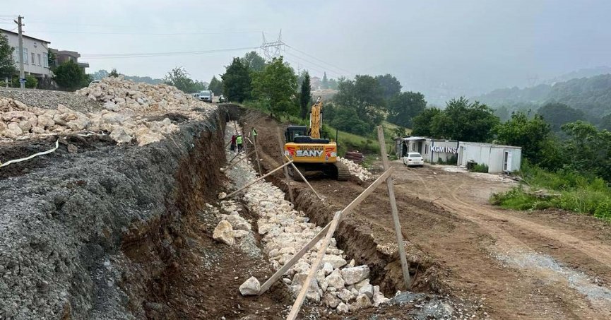 Başiskele Hoca Ahmet Yesevi Caddesi sil baştan yenileniyor
