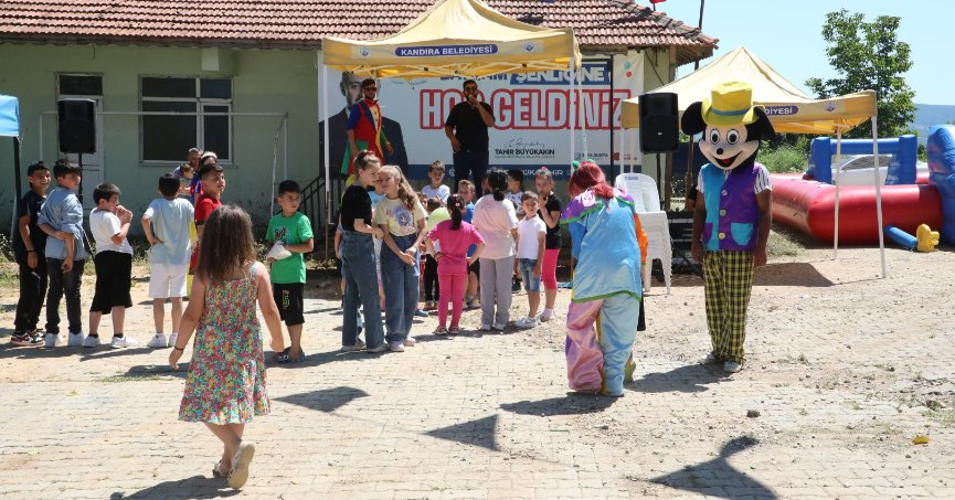 Büyükşehir’in bayram şenlikleri çocuk sesleriyle doldu taştı