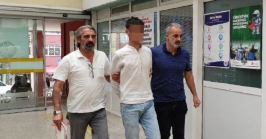 Yaşlı adam kalbinden bıçaklanmıştı, sanığın şizofren ve bipolar hastası olduğu iddia edildi