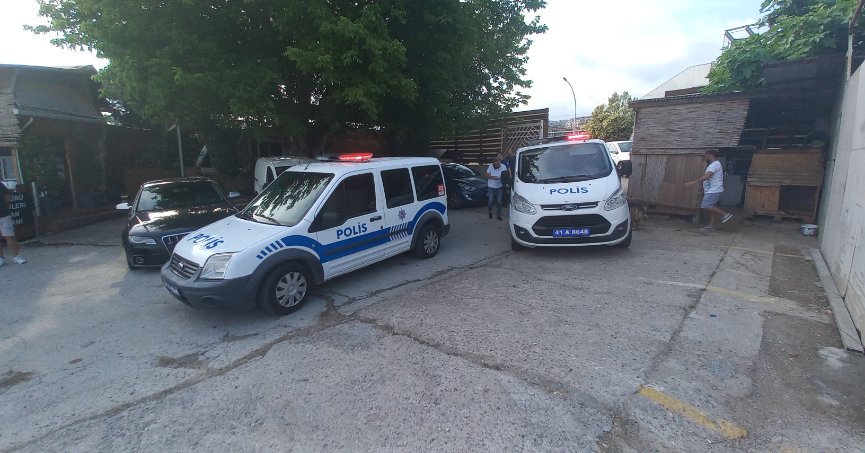 İki gün önce tartıştığı 63 yaşındaki şahsı sırtından bıçakladı