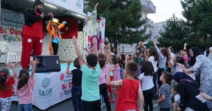 Bİ DÜNYA EĞLENCE İLE HİSAREYN’DE ÇOCUKLAR DOYASIYA EĞLENDİ