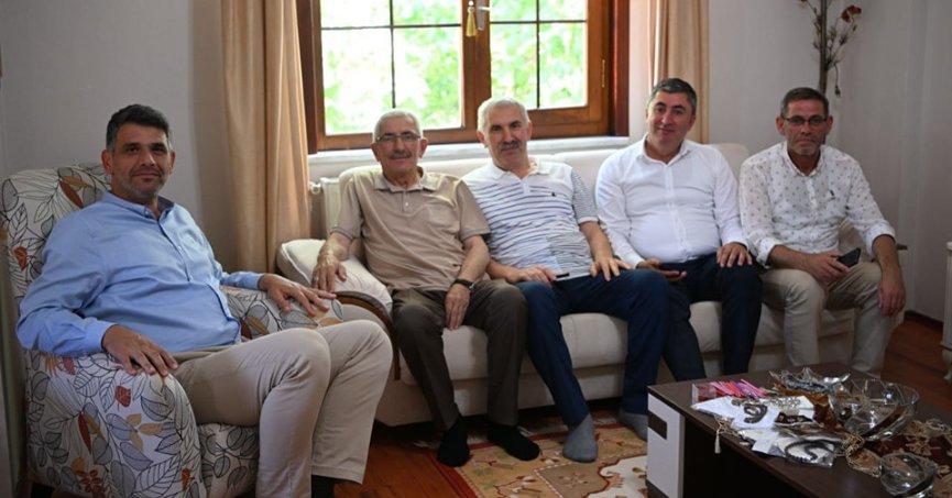 BAŞKAN KOCAMAN’DAN KARTEPELİ HACILARA ZİYARET