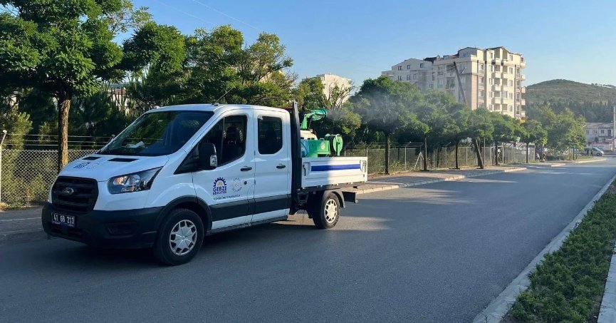 Açık alanlara durgun su bırakmak sinek oluşumunu engelliyor