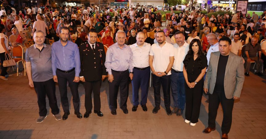 Derince’de Demokrasi Nöbeti