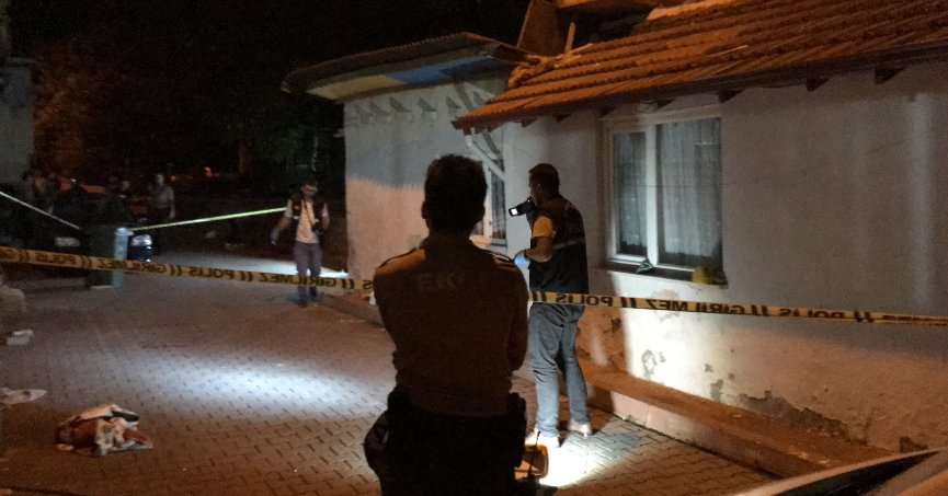 İki kişiyi silahla yaralayan şahıs suç aletiyle yakalandı