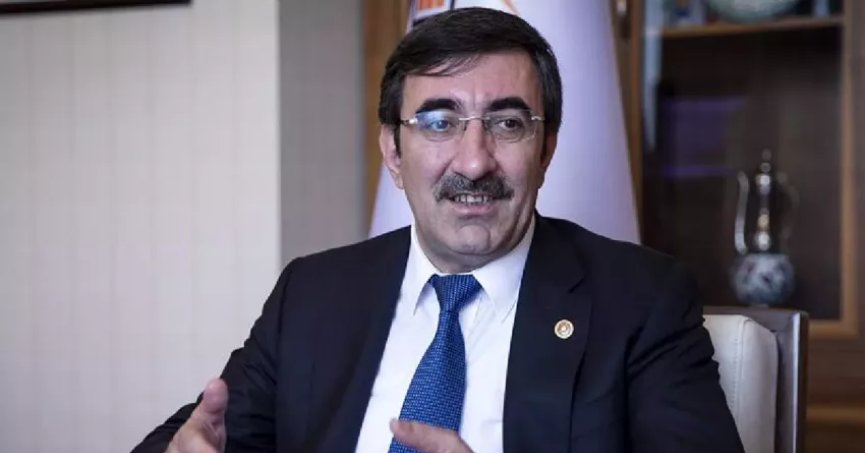 Akaryakıta zam gündemden düşmüyor! Cevdet Yılmaz'dan ilk açıklama: 