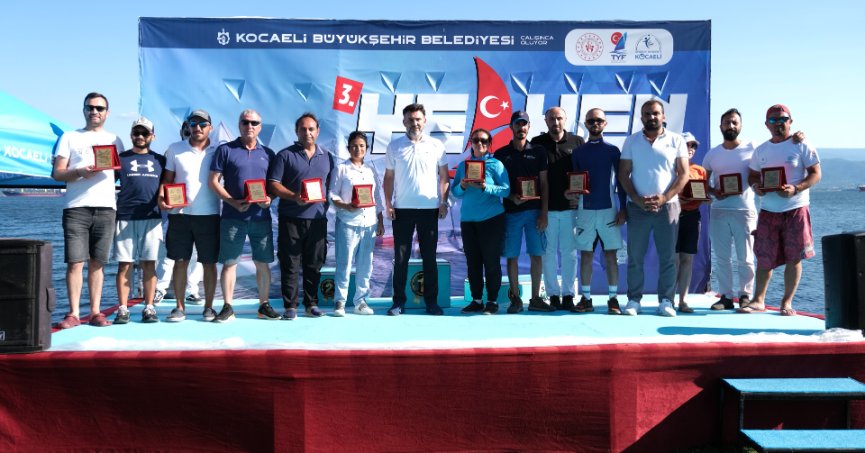 3. Yelken Trofesi Yarışmasında madalyalar sahiplerini buldu
