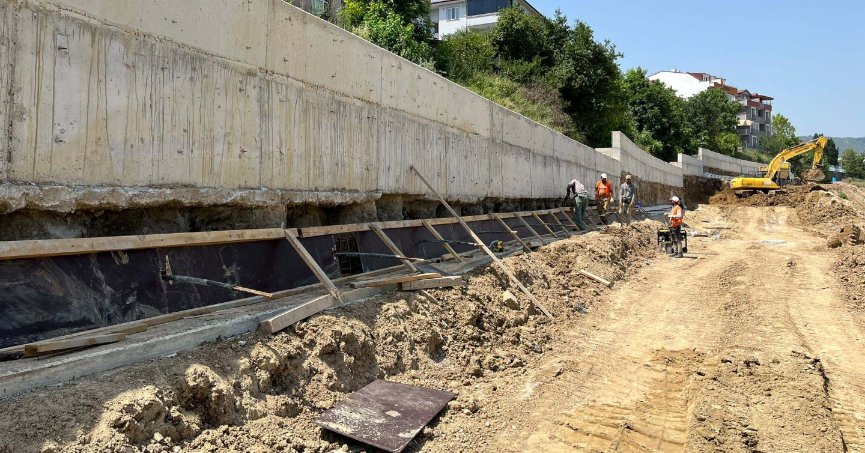 Kaşkaldere Kavşağı’nda köprü kazıkları çakılıyor