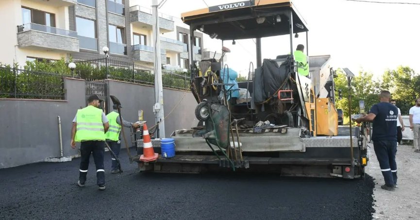 Başiskele’de Asfalt Çalışmalarına Devam