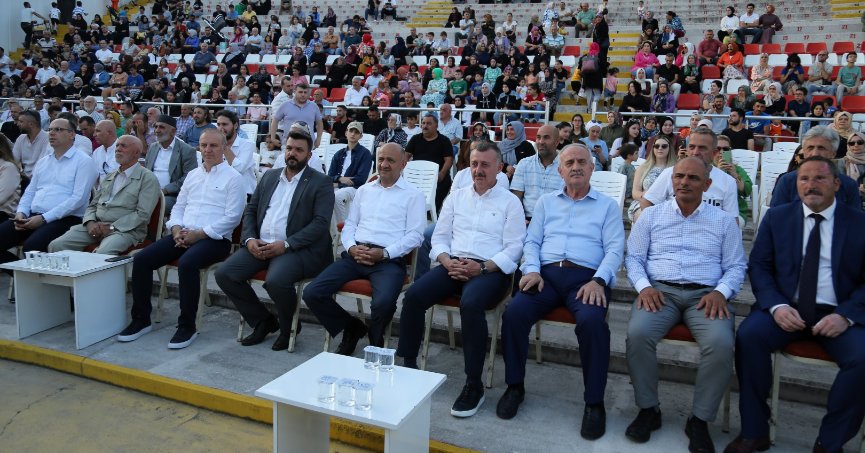 Gümüşhaneliler kardeşlik ve dayanışma gecesinde buluştu