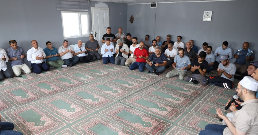 Hayatını kaybeden iki personel için Kur’an okundu