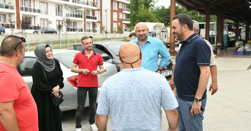 Başkan Özlü’den Barbaros Mahallesi’nde Esnaf ve Vatandaşlara Ziyaret    