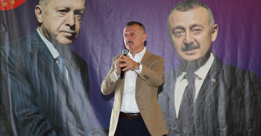 Başkan Büyükakın’dan gençlere: “İdeallerinizden asla vazgeçmeyin”