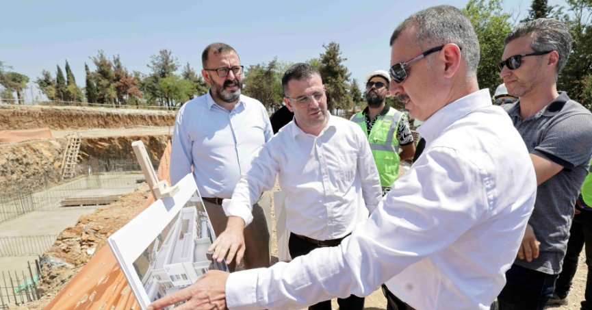 Başkan Büyükakın: Umudu paylaşıyor,  engelleri birlikte kaldırıyoruz