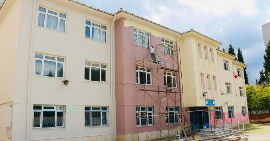 Körfez’de okullar yeni döneme hazırlanıyor