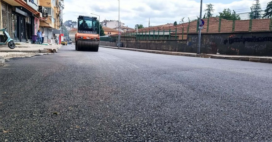 Cedit Mahallesi Bostanlar Sokak asfaltlandı