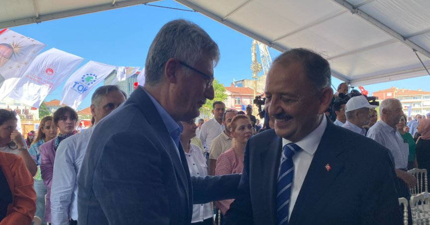 BAKAN ÖZHASEKİ TEMEL ATMA TÖTRENİ İÇİN GÖLCÜK’TE