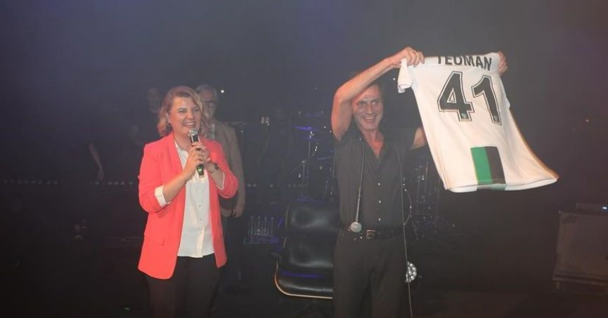 PALAVRA PALAVRA ÜSTÜNE