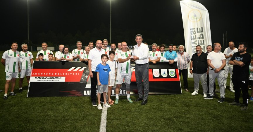 KARTEPE ŞÖHRETLERDE ŞAMPİYON SUADİYESPOR