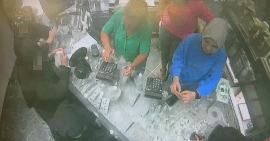 Kaşla göz arasında 60 bin TL’lik yüzükler böyle çalındı