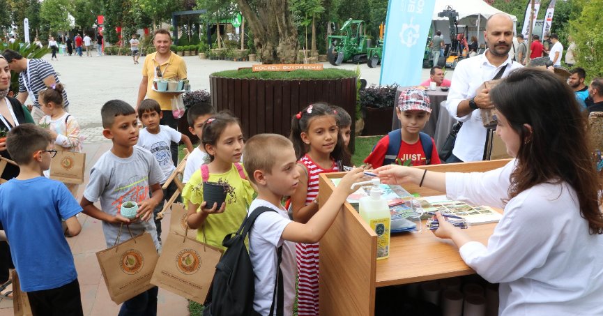 Peyzaj fuarında Büyükşehir’e yoğun ilgi