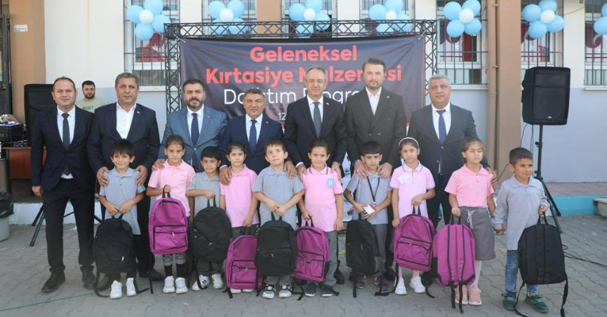 Gelenek devam ediyor: Dilovası’nda eğitime tam destek! 