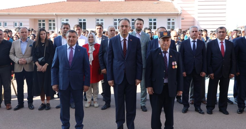 Gaziler Günü’nün 102. yılı Dilovası’nda törenle kutlandı