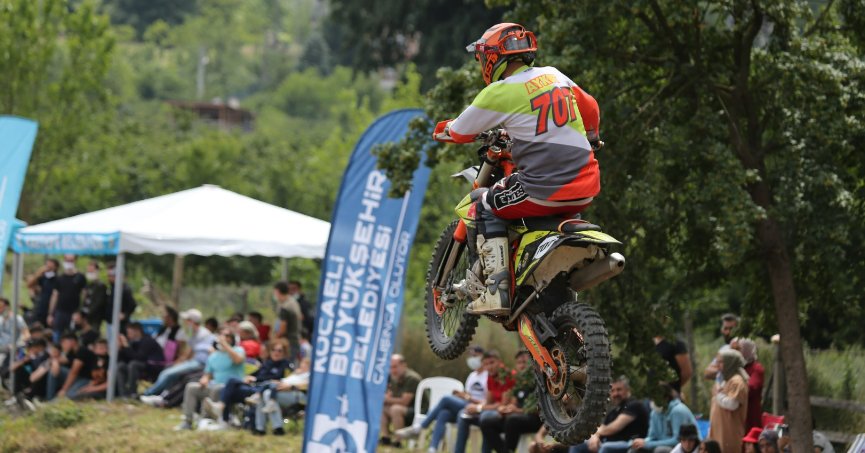 Enduroda zorlu mücadele Kartepe'de yaşanacak