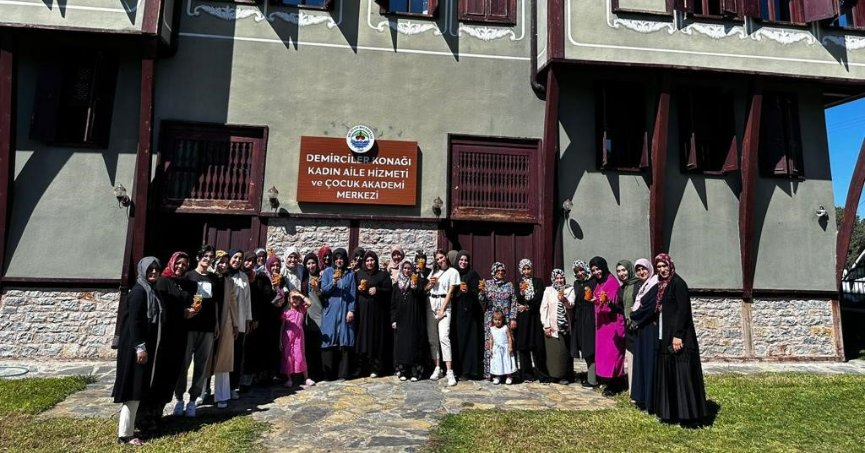 172 yıllık tarihi konak kadınların hizmetinde